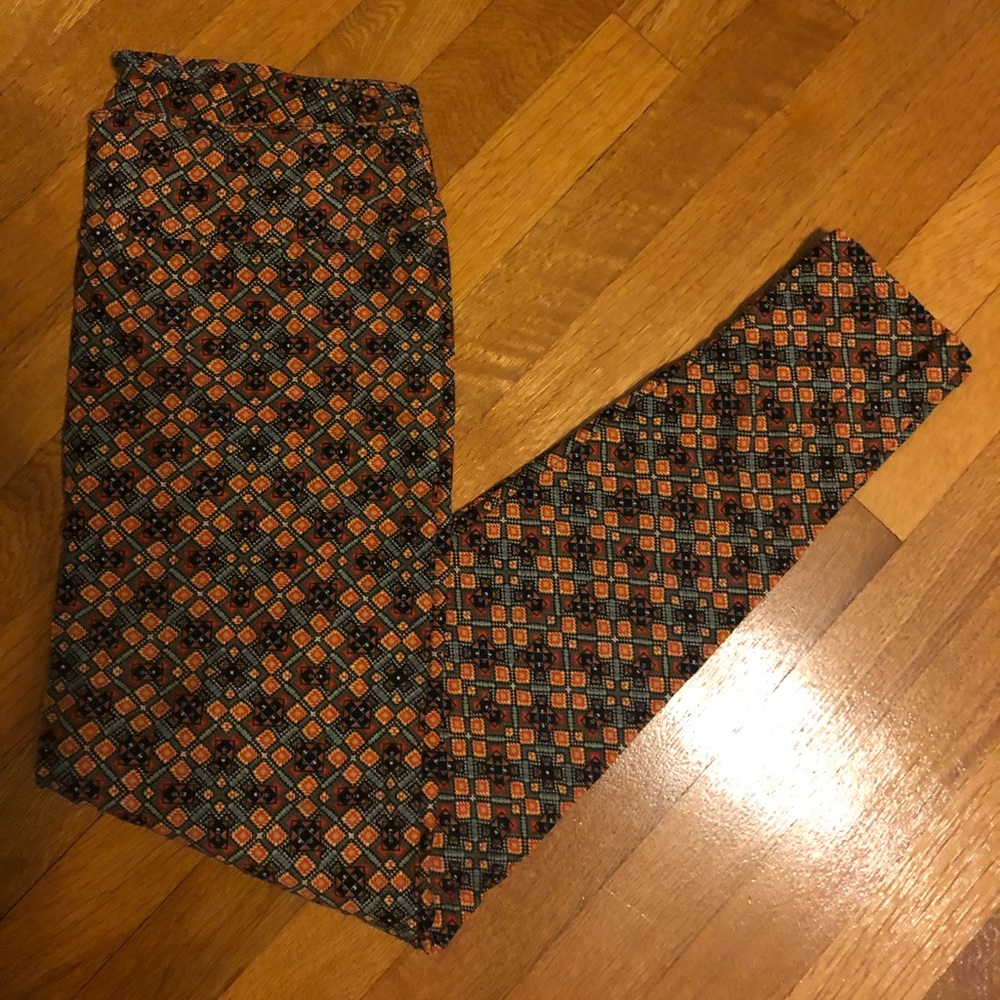 2/$12 - Lularoe Tall & Curvy Leggings
